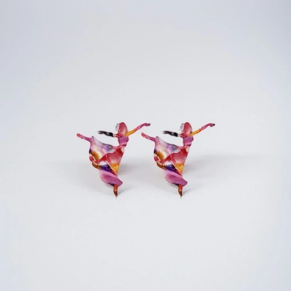 Sparkle Like a Superstar: Dancer Stud Earrings for Every Twirl and Tumble!💃NWT